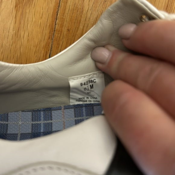 EUC FootJoy golf shoes - Picture 5 of 6